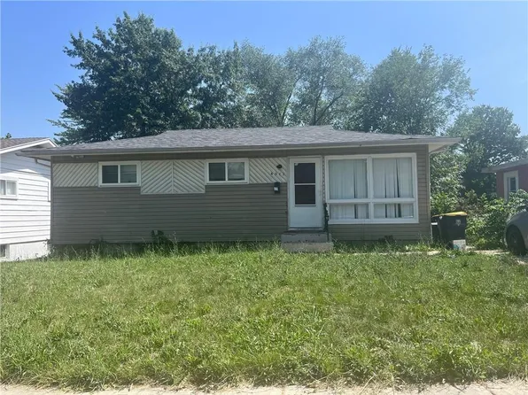 4613 E 45th St #&-5907, Kansas City, MO 64130