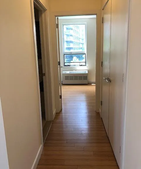 224 Richmond Ter #8E — Photo 17