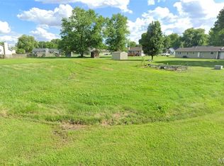 631 Birch Ave, Edwardsville, IL 62025