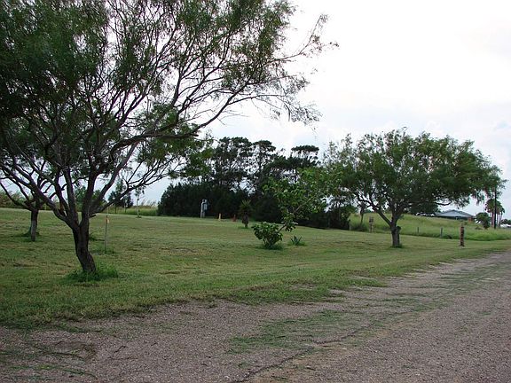 3rd image of 2 Rio Grande Ave