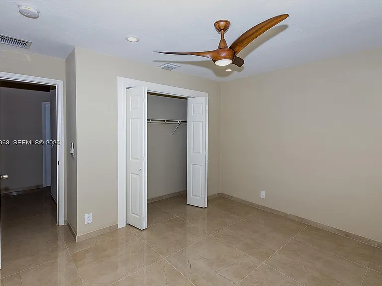 16641 Royal Poinciana Dr — Photo 19