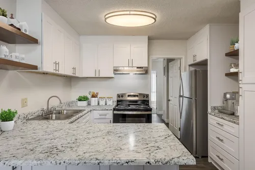Dorchester Apartments Photo 1