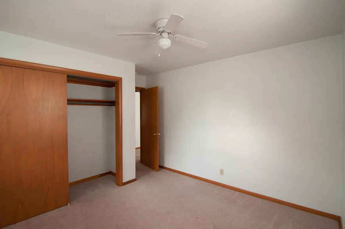 2 bed, $855 — Photo 3