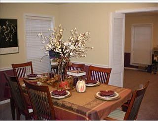 3rd image of 5840 Brunswick Ct