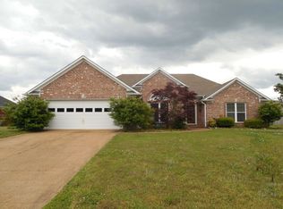 136 Fawn Ridge Dr, Jackson, TN 38305