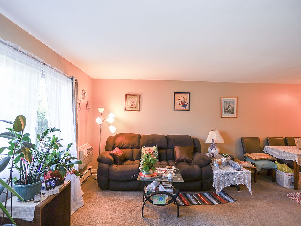 600 McKinley Ave 209, Mundelein, IL 60060 Zillow