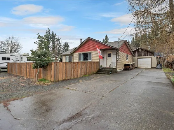 2692 Vallejo Rd, Campbell River, BC V9W 4W7