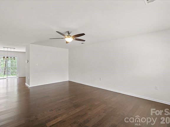 2nd image of 6066 Benedict Pl