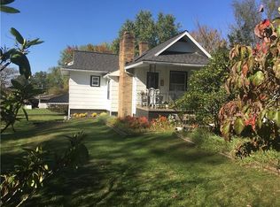 626 Hunter Ln, New Castle, PA 16101