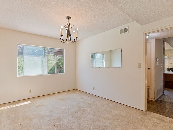 5th image of 5029 Park West Ave