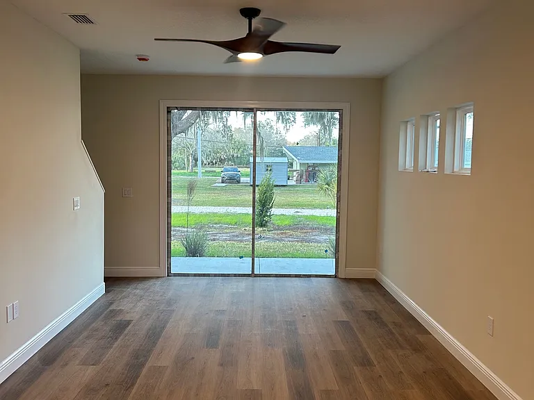 206 W Fox St #A — Photo 26
