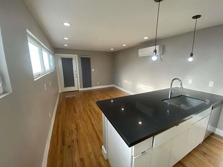 1416 Dumble St — Photo 3
