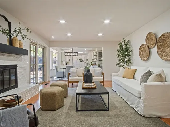 2812 Woodruff Cir, Edmond, OK 73013