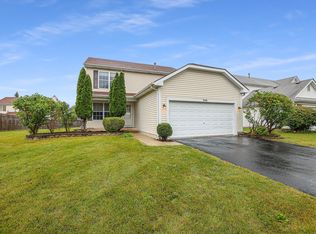 546 S Holloway Rd, Romeoville, IL 60446