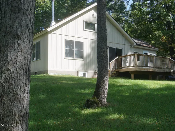 1314 Tall Pines Way, Argyle, NY 12809