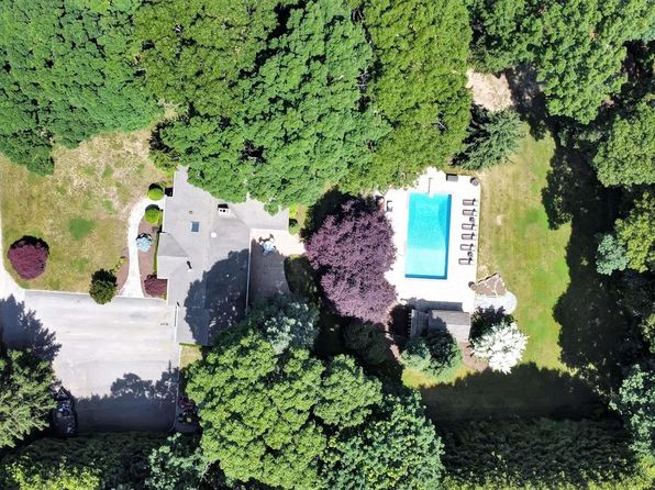 21655 Main Road, Cutchogue, NY 11935