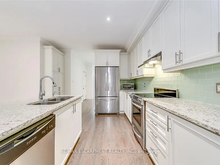 3087 Eberly Woods Dr — Photo 9