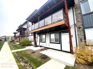446 Allard Blvd SW #71, Edmonton, AB T6W3S7