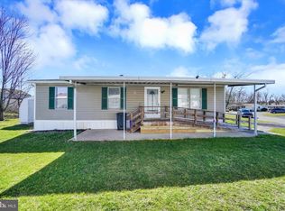133 Meadowview Dr, Dover, PA