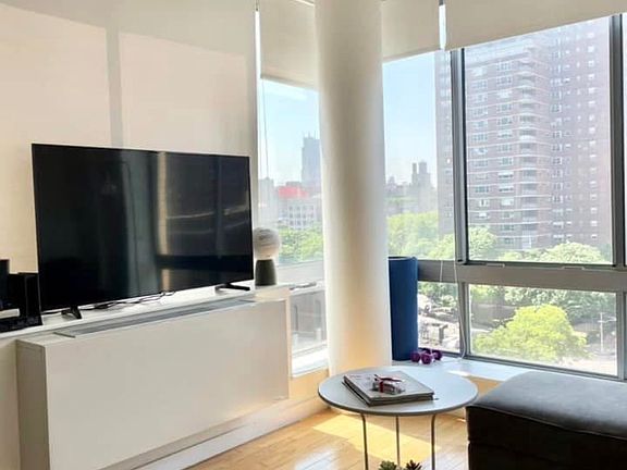 3rd image of 401 W 25th St APT 8G