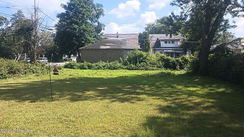 2nd image of 199 Winthrop Avenue