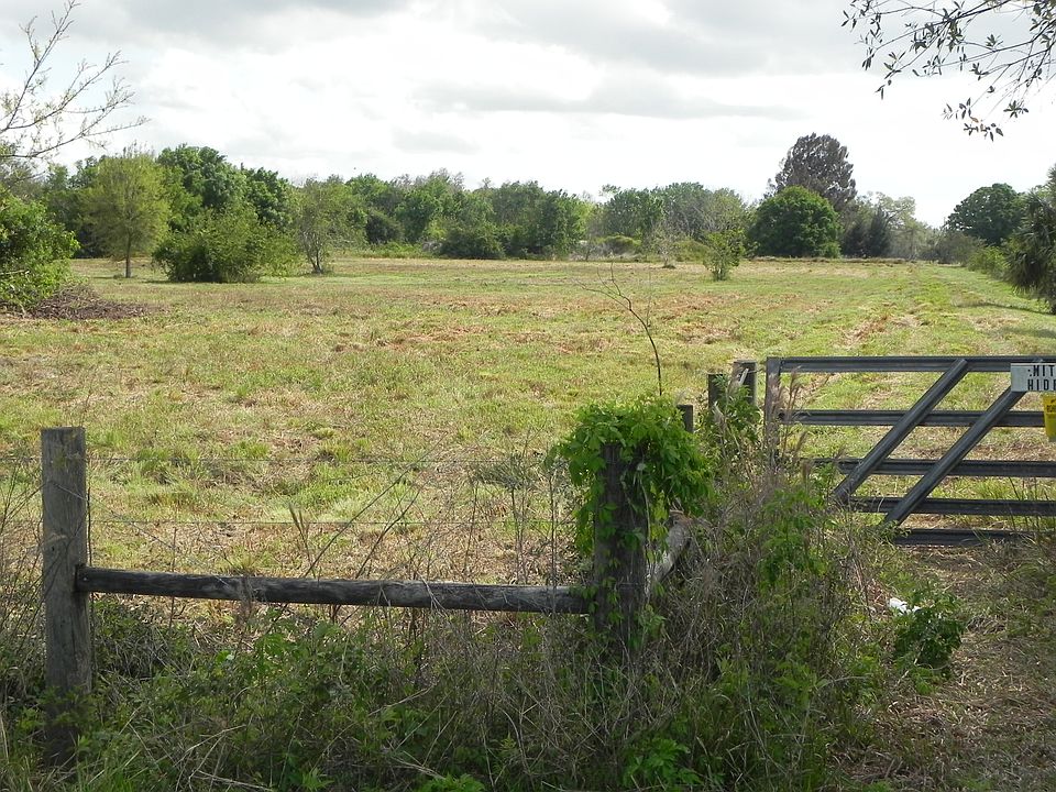 1st image of 430 S Canoe Creek Rd