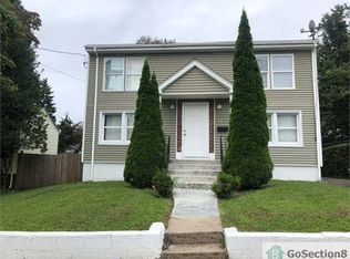 981 Sylvan Ave, Bridgeport, CT 06606