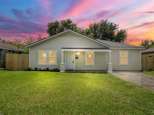 2616 Windsor Ln, Pasadena, TX 77506
