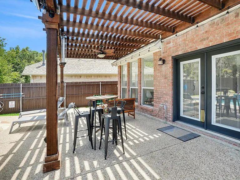 5832 Clear Creek Dr — Photo 39