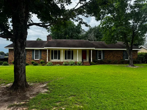 904 Chapel Ridge Dr, Perry, GA 31069