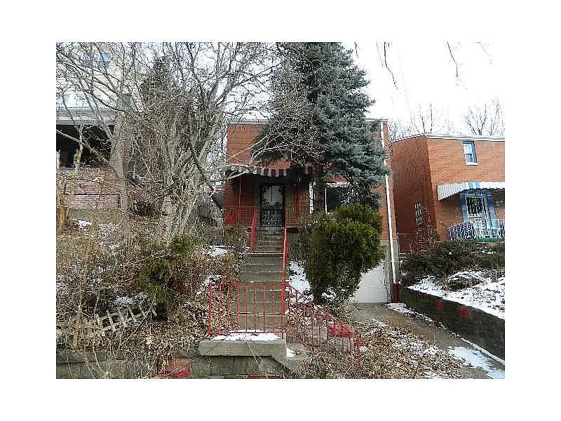 5467 Broad St photo 1