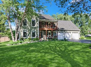 299 Concord Sq, Gurnee, IL 60031