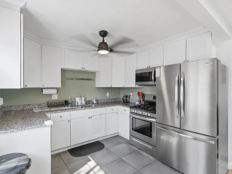 616 S 1300 W — Photo 9
