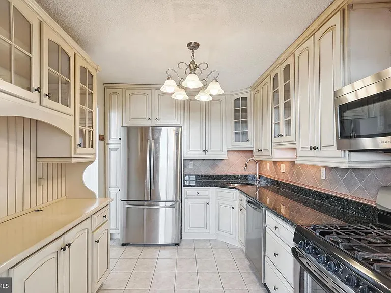 11801 Rockville Pike #1603 — Photo 16