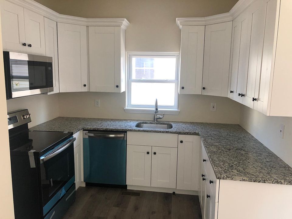 1st image of 318 South St #1