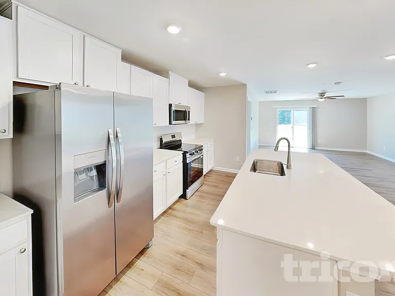 2503 Trollinger Dr — Photo 5