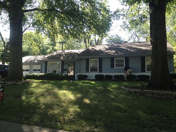 2nd image of 10011 Woodson Dr