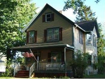 1st image of 340 E Iola St