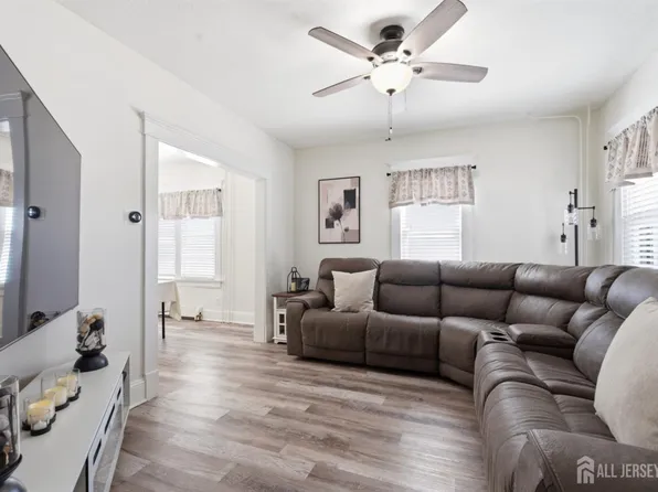 10 Southside Ave, South River, NJ 08882