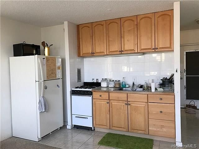 2nd image of 1550 Wilder Ave APT A802