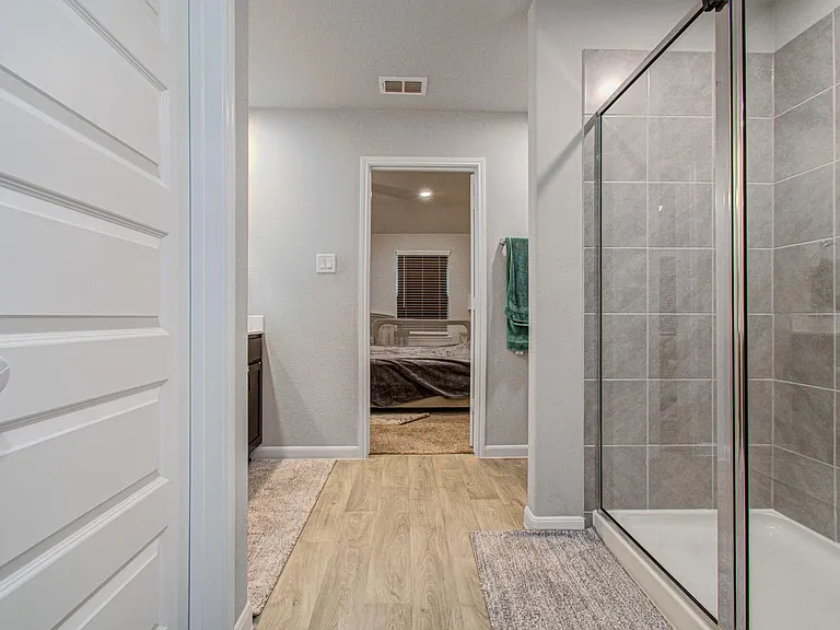 3742 Canyon Shore Ln — Photo 32