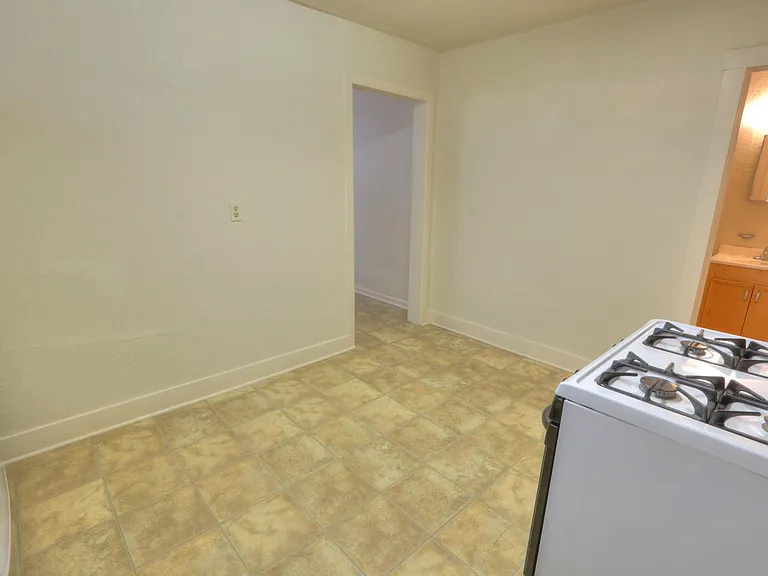 3610 Eastern St #B — Photo 12