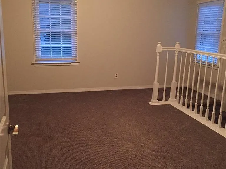7070 Derby Ct — Photo 11