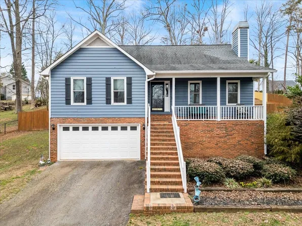 174 Waterford Dr, Inman, SC 29349