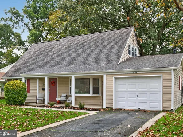 4505 Orangewood Ln, Bowie, MD 20715