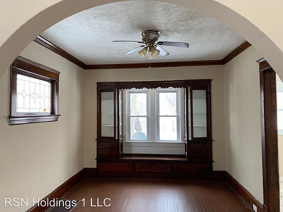 3rd image of 9001 Sauer Ave