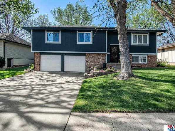 13007 Lillian St, Omaha, NE 68138
