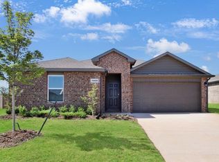 10400 SW 41st St, Mustang, OK 73064