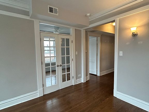 4th image of 1264 W Winnemac Ave #3F