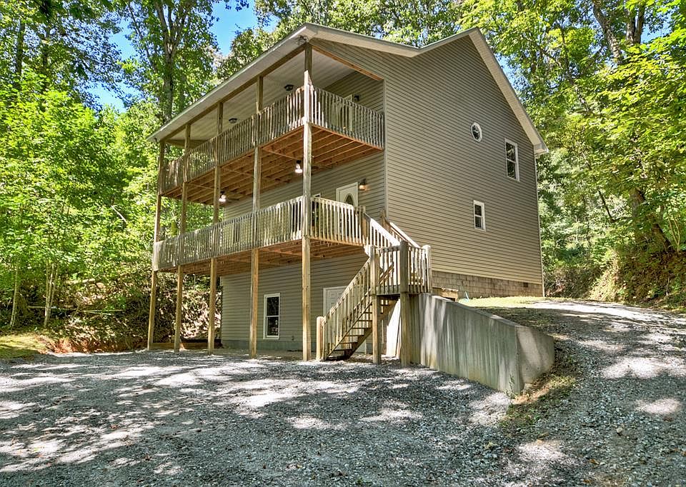 1st image of 3890 Mineral Bluff Hwy